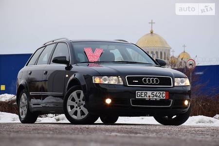 Audi A4 Limousine 2004  випуску Львів з двигуном 1.6 л  універсал механіка за 6999 долл. 