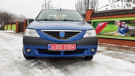 Dacia Logan 2007  выпуска Чернигов с двигателем 1.6 л бензин хэтчбек механика за 5200 долл. 
