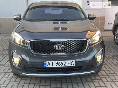 KIA Sorento 2015  випуску Івано-Франківськ з двигуном 2.2 л дизель позашляховик автомат за 26450 долл. 