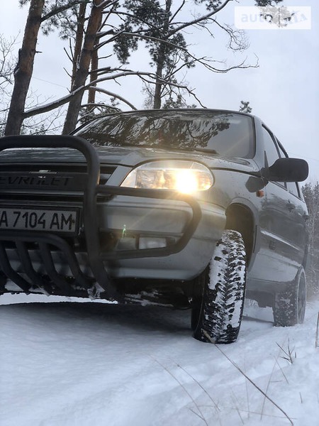 Chevrolet Niva 2006  випуску Київ з двигуном 1.7 л бензин позашляховик механіка за 4500 долл. 