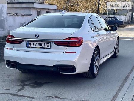 BMW 730 2017  випуску Ужгород з двигуном 3 л дизель седан автомат за 68000 долл. 