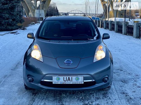 Nissan Leaf 2014  випуску Дніпро з двигуном 0 л електро хэтчбек автомат за 8000 долл. 