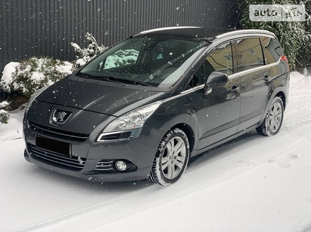 Peugeot 5008 2011  випуску Львів з двигуном 1.6 л бензин мінівен механіка за 8150 долл. 