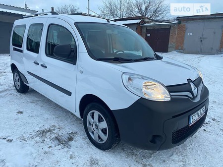 Renault Kangoo 2017  випуску Полтава з двигуном 1.5 л дизель мінівен механіка за 13900 долл. 