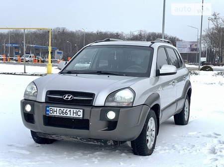 Hyundai Tucson 2007  випуску Одеса з двигуном 2 л бензин позашляховик автомат за 8300 долл. 