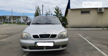 Daewoo Lanos 2007  випуску Хмельницький з двигуном 1.5 л бензин седан  за 2800 долл. 