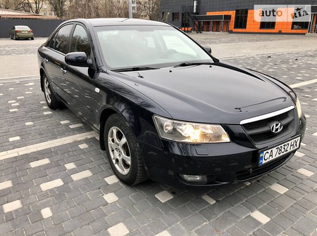 Hyundai Sonata 2007  випуску Запоріжжя з двигуном 2 л дизель седан автомат за 6900 долл. 