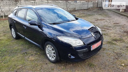 Renault Megane 2010  випуску Полтава з двигуном 1.5 л дизель універсал автомат за 7700 долл. 