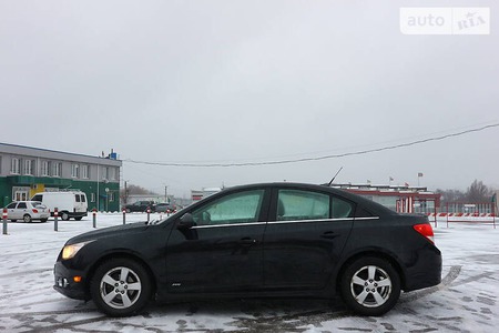 Chevrolet Cruze 2011  випуску Харків з двигуном 1.4 л бензин седан автомат за 7500 долл. 