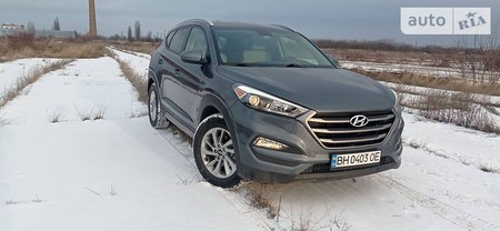 Hyundai Tucson 2017  випуску Одеса з двигуном 2 л бензин позашляховик автомат за 21150 долл. 