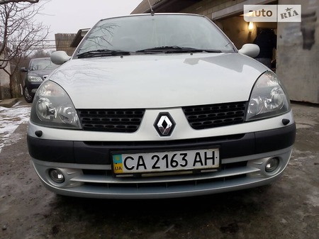 Renault Symbol 2003  випуску Черкаси з двигуном 1.4 л бензин седан механіка за 3500 долл. 