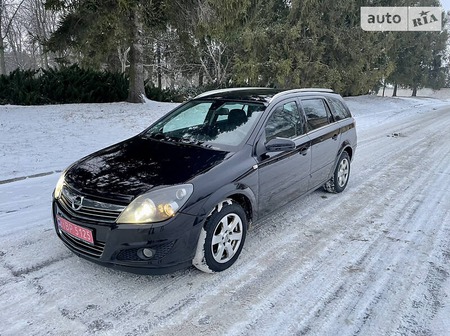 Opel Astra 2008  випуску Рівне з двигуном 1.8 л бензин універсал механіка за 5900 долл. 