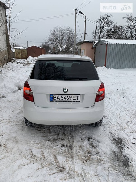 Skoda Fabia 2010  випуску Кропивницький з двигуном 1.4 л дизель хэтчбек механіка за 4950 долл. 