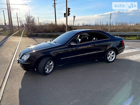 Mercedes-Benz CLK 240 2003  випуску Одеса з двигуном 2.6 л бензин купе автомат за 17777 долл. 