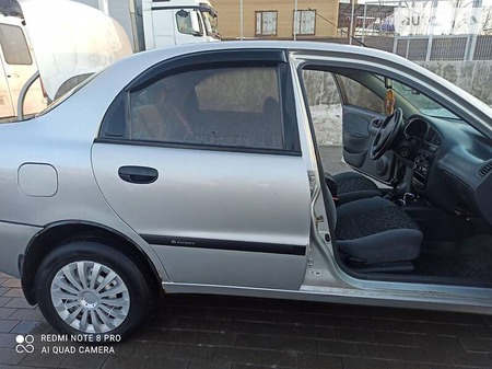 Daewoo Lanos 2006  випуску Миколаїв з двигуном 1.6 л  седан механіка за 3200 долл. 