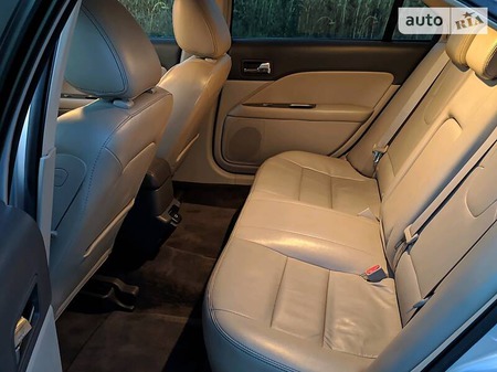 Ford Fusion 2010  випуску Дніпро з двигуном 2.5 л гібрид седан автомат за 8400 долл. 