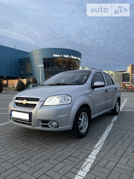 Chevrolet Aveo 2008  випуску Донецьк з двигуном 1.5 л  седан механіка за 5300 долл. 