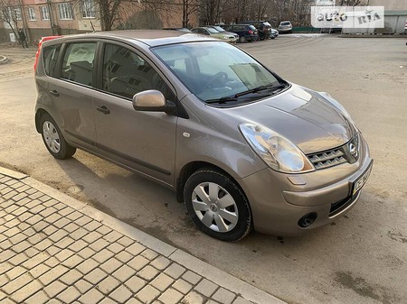 Nissan Note 2008  випуску Чернівці з двигуном 1.4 л бензин хэтчбек механіка за 5700 долл. 