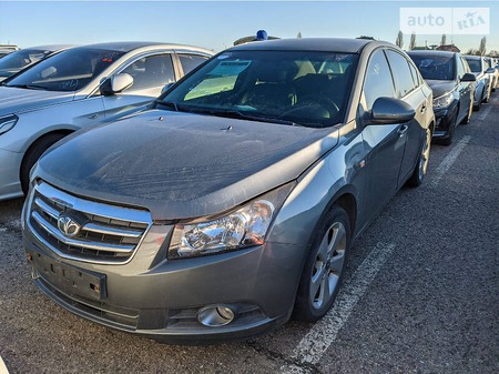 Chevrolet Cruze 2010  випуску Київ з двигуном 1.8 л бензин седан автомат за 8499 долл. 