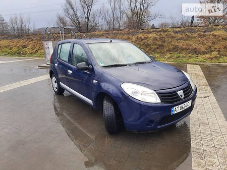 Dacia Sandero 2011  випуску Ужгород з двигуном 1.1 л  хэтчбек механіка за 4750 долл. 