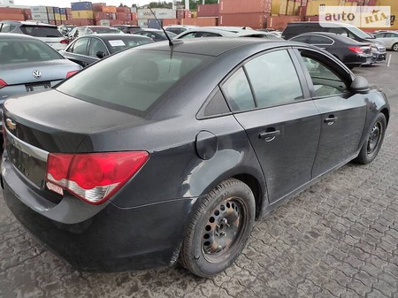 Chevrolet Cruze 2012  випуску Київ з двигуном 1.8 л бензин седан автомат за 6600 долл. 