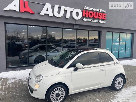 Fiat 500 2012  випуску Львів з двигуном 1.2 л бензин купе автомат за 7300 долл. 