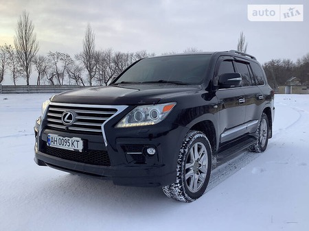 Lexus LX 570 2010  випуску Донецьк з двигуном 5.7 л  позашляховик  за 38500 долл. 