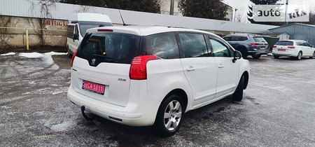 Peugeot 5008 2010  випуску Луцьк з двигуном 1.6 л бензин мінівен механіка за 7150 долл. 