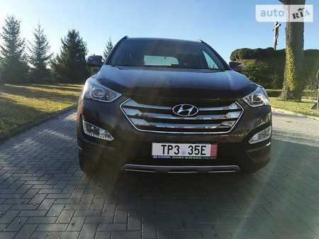 Hyundai Santa Fe 2013  випуску Луцьк з двигуном 2.2 л дизель позашляховик автомат за 18990 долл. 