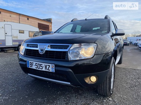 Dacia Duster 2010  випуску Луцьк з двигуном 1.5 л дизель позашляховик механіка за 9200 долл. 