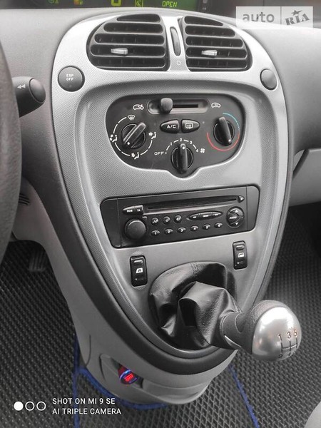 Citroen Xsara Picasso 2005  випуску Запоріжжя з двигуном 1.6 л дизель хэтчбек механіка за 4200 долл. 