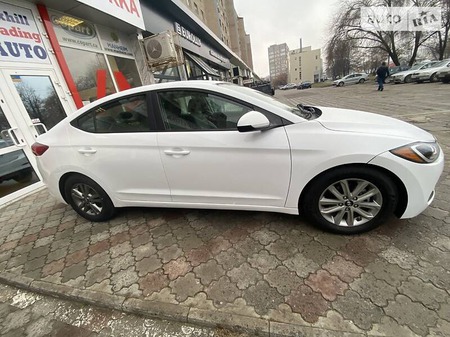 Hyundai Elantra 2016  випуску Харків з двигуном 2 л бензин седан автомат за 12500 долл. 