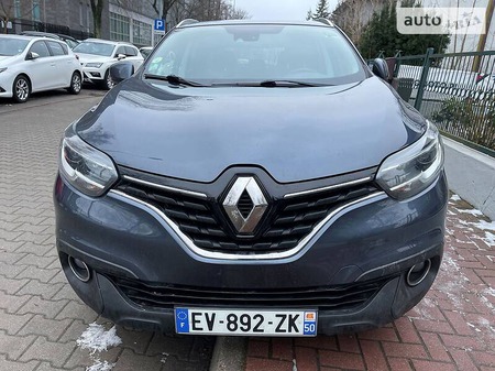 Renault Kadjar 2017  випуску Львів з двигуном 1.5 л дизель позашляховик автомат за 17499 долл. 