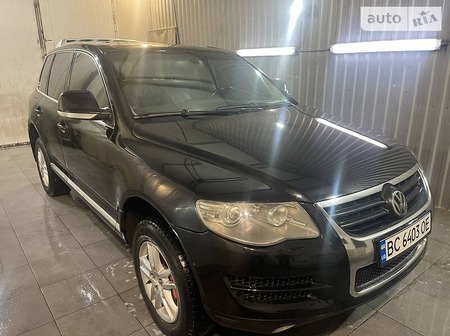 Volkswagen Touareg 2008  випуску Хмельницький з двигуном 0 л дизель позашляховик автомат за 13900 долл. 