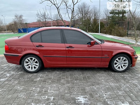 BMW 318 1999  випуску Дніпро з двигуном 1.9 л бензин седан механіка за 7900 долл. 
