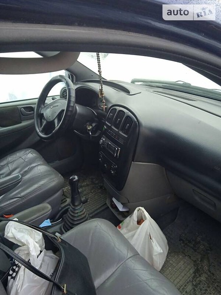 Dodge Ram Van 2004  випуску Львів з двигуном 2.4 л бензин універсал механіка за 3950 долл. 
