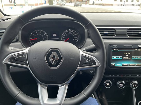 Renault Duster 2020  випуску Чернігів з двигуном 1.6 л  позашляховик механіка за 20800 долл. 