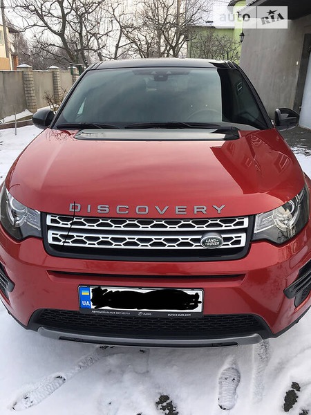 Land Rover Discovery Sport 2017  випуску Полтава з двигуном 2 л бензин позашляховик автомат за 23900 долл. 