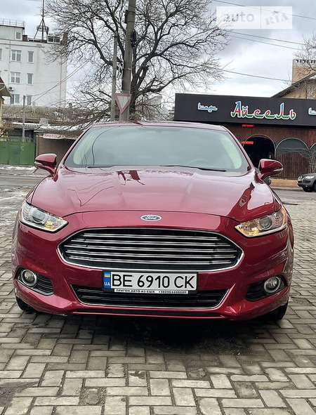 Ford Fusion 2015  випуску Миколаїв з двигуном 2.5 л бензин седан автомат за 12300 долл. 