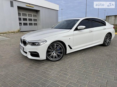 BMW 540 2017  випуску Харків з двигуном 3 л бензин седан автомат за 41000 долл. 