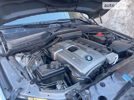 BMW 525 2006  випуску Дніпро з двигуном 2.5 л бензин седан автомат за 10999 долл. 