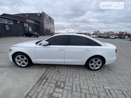 Audi A4 Limousine 2013  випуску Львів з двигуном 2 л дизель седан автомат за 15500 долл. 