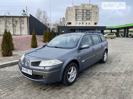 Renault Megane 2006  випуску Черкаси з двигуном 1.6 л бензин універсал механіка за 5590 долл. 