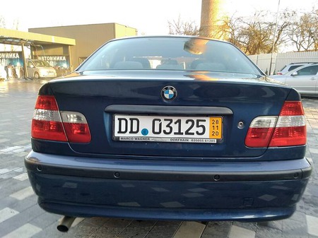 BMW 318 2005  випуску Тернопіль з двигуном 2 л бензин седан механіка за 6800 долл. 