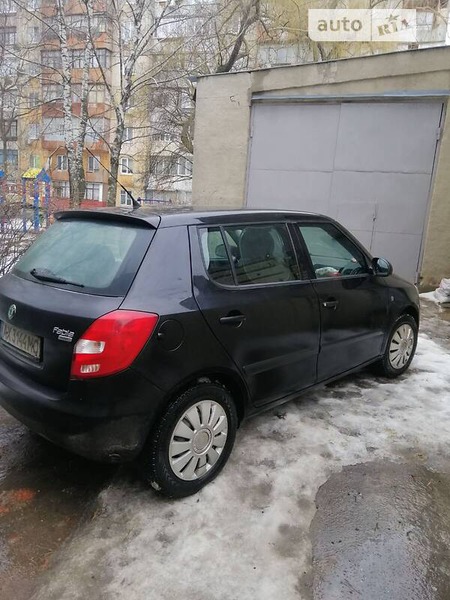 Skoda Fabia 2009  випуску Харків з двигуном 1.2 л  хэтчбек механіка за 4600 долл. 