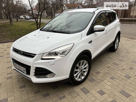 Ford Kuga 2015  випуску Миколаїв з двигуном 2 л дизель позашляховик автомат за 18200 долл. 