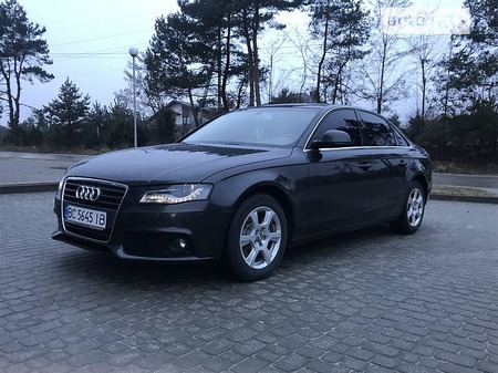 Audi A4 Limousine 2009  випуску Львів з двигуном 2 л дизель седан механіка за 11000 долл. 