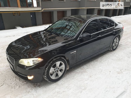 BMW 528 2013  випуску Івано-Франківськ з двигуном 2 л бензин седан автомат за 11000 долл. 