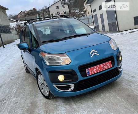 Citroen C3 Picasso 2009  випуску Львів з двигуном 0 л бензин мінівен механіка за 6299 долл. 