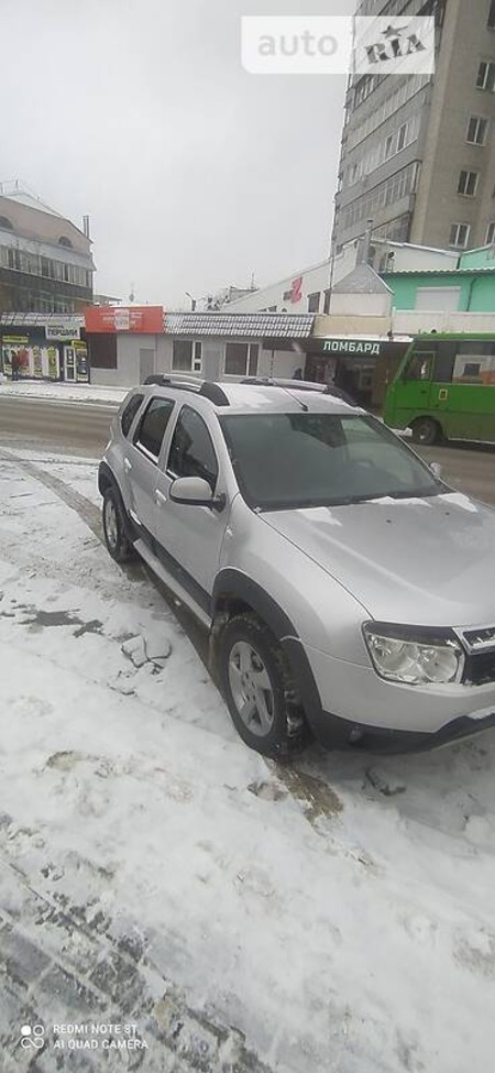 Renault Duster 2010  випуску Харків з двигуном 1.6 л бензин позашляховик механіка за 9200 долл. 